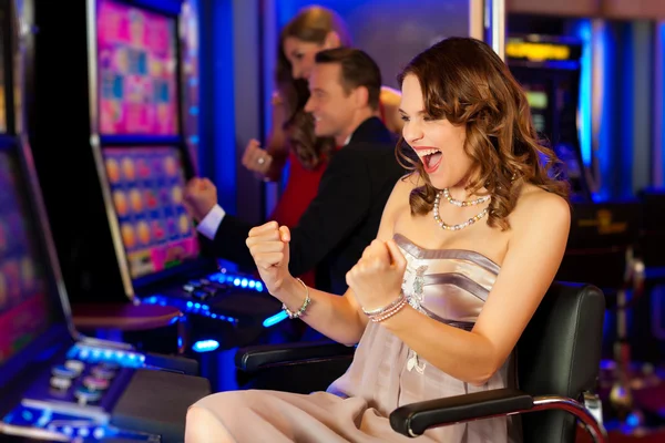 Kisah Pemain yang Menang Jackpot Slot Online
